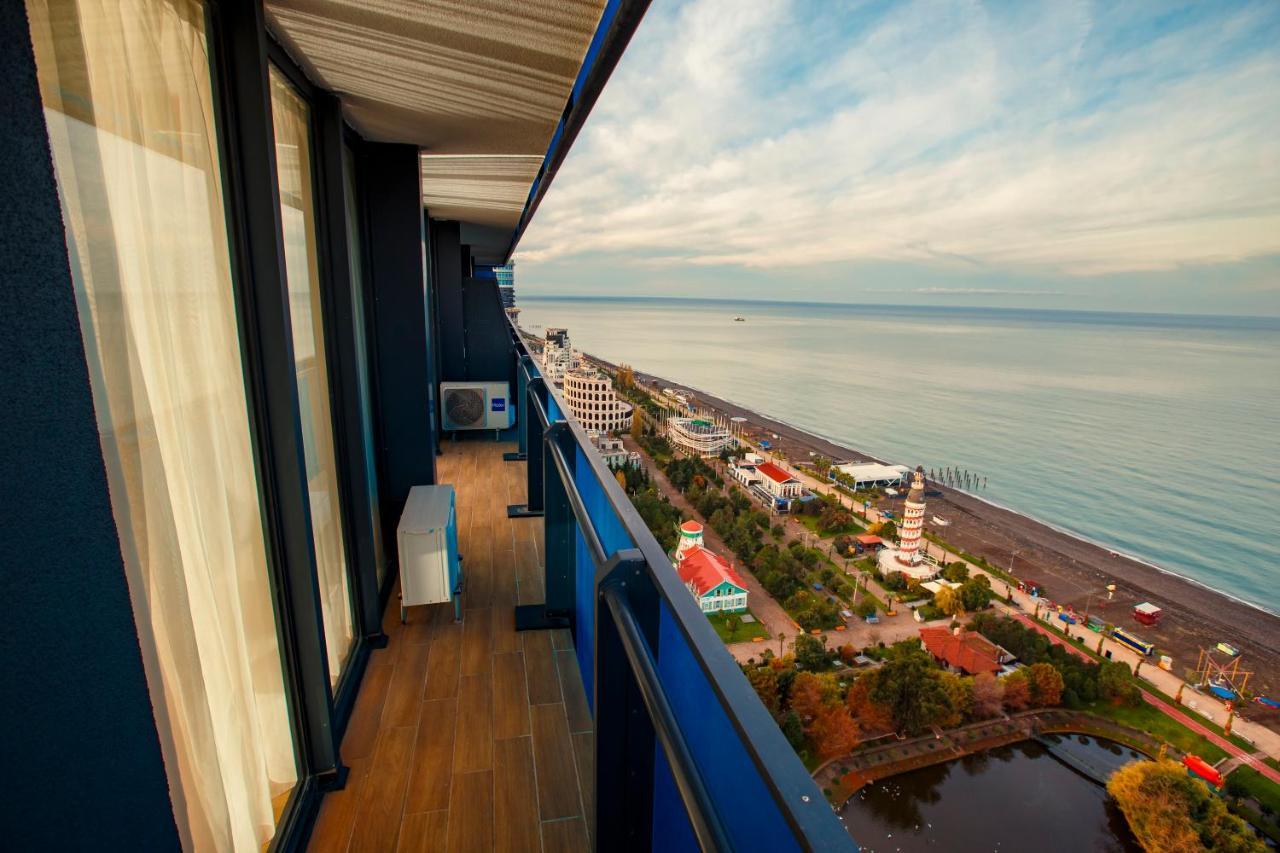 Orbi City Sea View Батуми Екстериор снимка